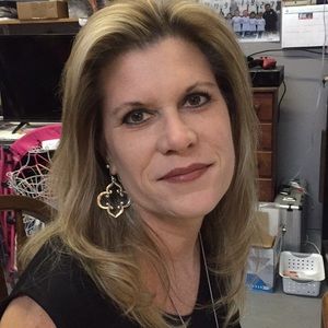 Meet your Posher, Tonya